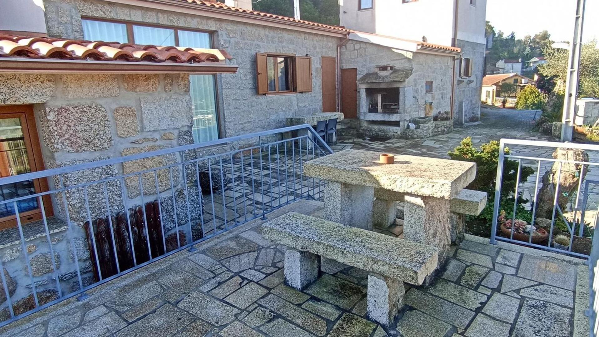 Casa Da Lage - T1 Com Piscina Privada - Geres Esterno foto